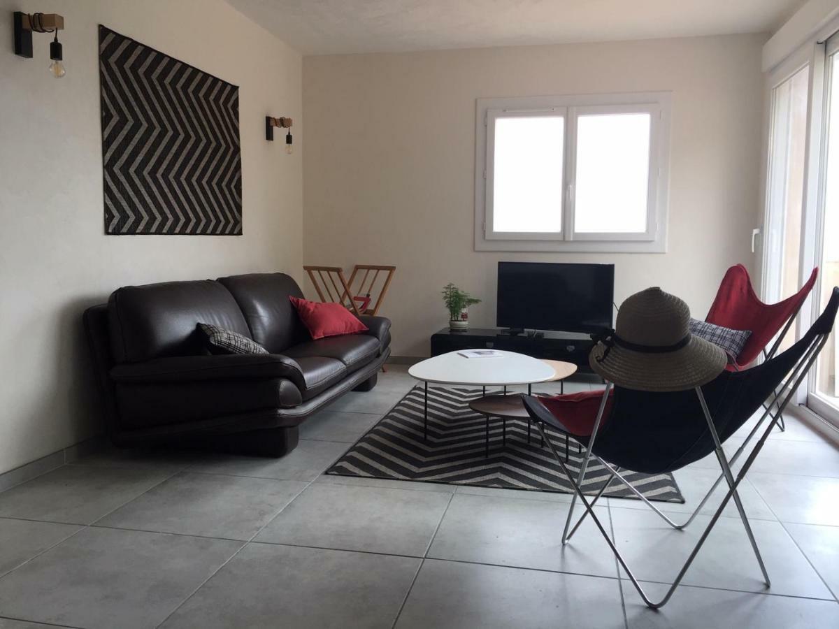 Saberic Apartman Vence Kültér fotó